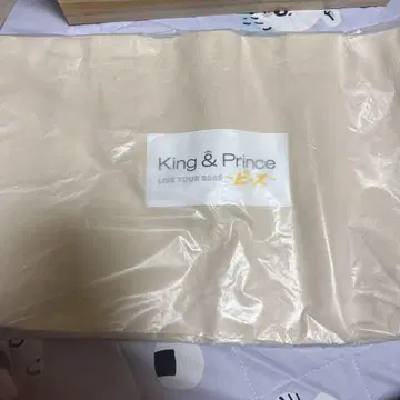 킹프리 피스 투어 백