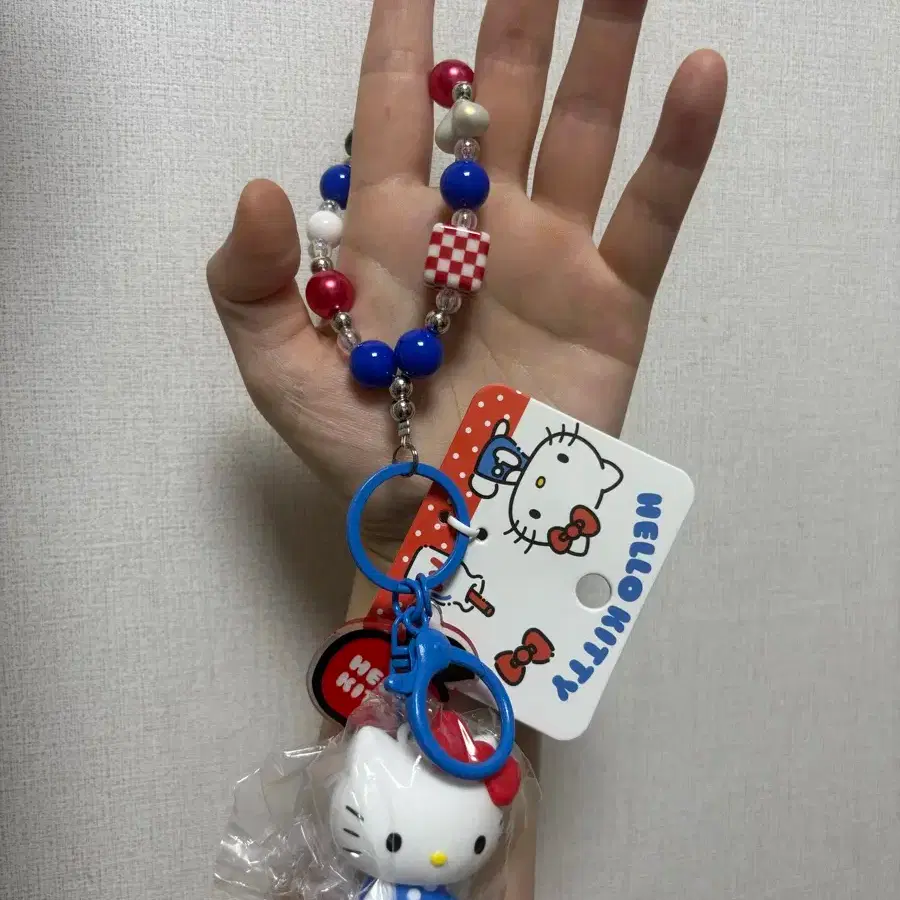 Hello Kitty Keyring + Bead Strap Set