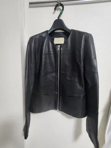 새상품급 UNITED ARROWS 가죽 노카라 자켓