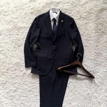 [새상품급] LARDINI 네이비 울 수트 부토니에 사이즈 50