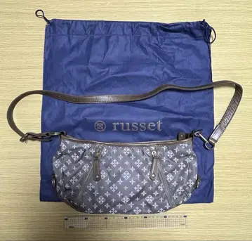 russet 숄더백 그레이 부대 포함