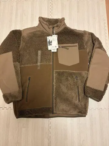 새상품 유니클로 x Engineered Garments 플리스 브라운 L