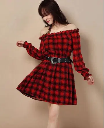GUESS 버지니아 오프숄더 드레스 설명 필독