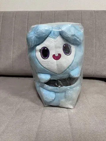 TWICE LOVELYs 스카이블루 봉제 인형