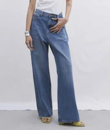 데님 블루 하이웨스트 와이드 스트레이트 데님 앤트마리스