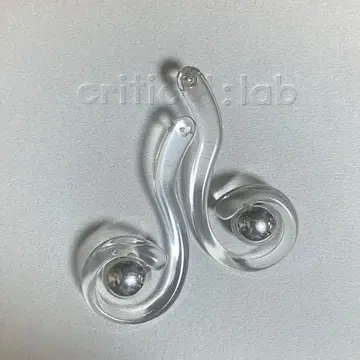critical:lab 귀걸이