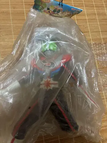 가면라이더 스트롱거 피규어