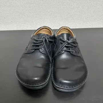 블랙 가죽 레이스업 슈즈