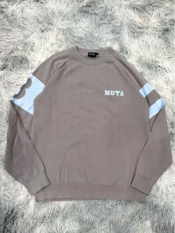 muta MARINE 레터드 코튼 스웨터 그레이