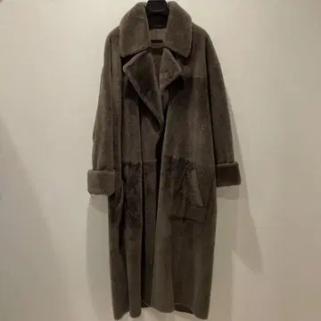 BLANCHA 블랑카 무스탕 코트 40 사이즈