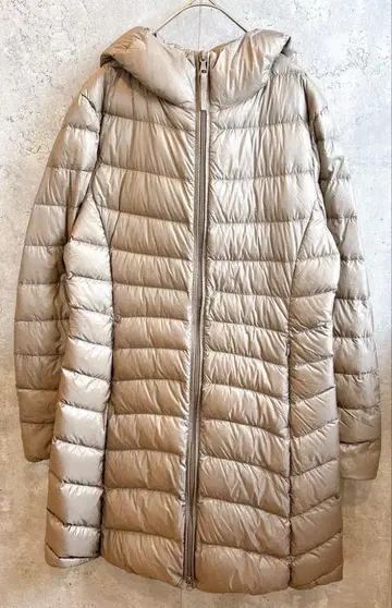 [ UNIQLO ] 울트라 라이트 다운 여성용 M size 다운 코트