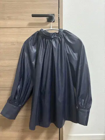 RACHEL COMEY 네이비 보타이 블라우스