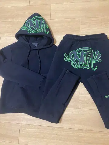 syna world 셋업 정품
