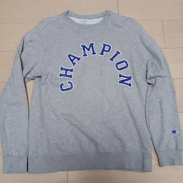 Champion 맨투맨 트레이닝복