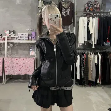Y2K 레더 도킹 후드티 가죽 램 가죽 후드티 디자인 짧은 기장