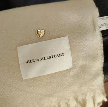 JILLbyJILLSTUART 하트 토핑 스톨 머플러 질바이