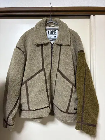 타이트 부스 보아 플라이트 자켓