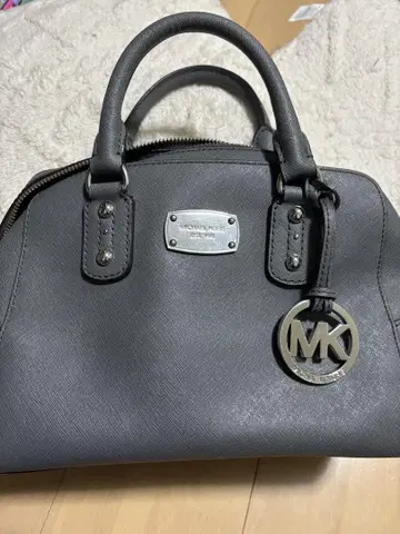 Michael Kors 그레이 핸드백