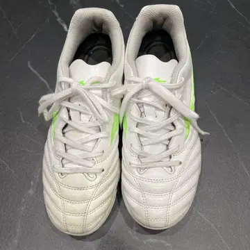 Mizuno 모나르시다 네오 축구화 화이트/그린 23cm