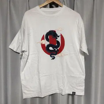 ULTRA JAPAN 드래곤 디자인 T셔츠