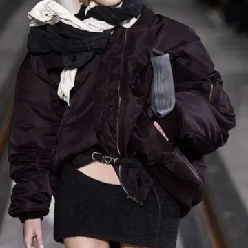 Y/project 트위스티드 라펠 봄버 재킷