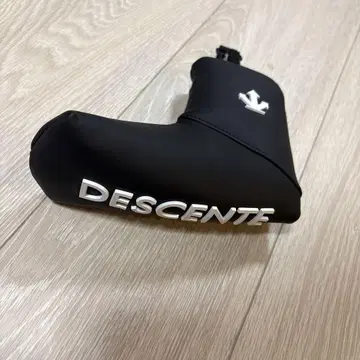 DESCENTE 퍼터용 골프헤드커버 블랙