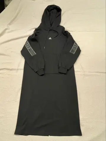 adidas 후드 부착 그레이 롱 원피스