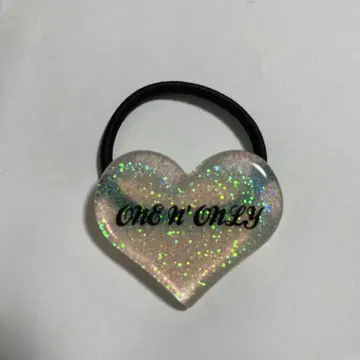 ONE N ONLY 하트 모양 머리끈