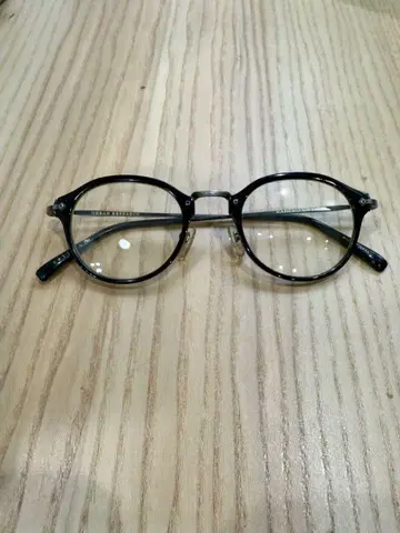 URBAN RESEARCH x KANEKO OPTICAL 금자안경