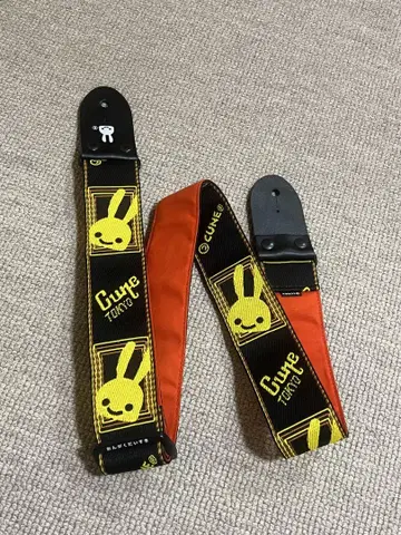 CUNE 기타 스트랩 토끼 로고 블랙/오렌지