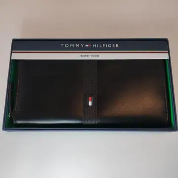 TOMMY HILFIGER 블랙 가죽 장지갑