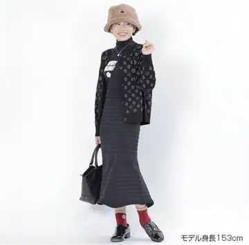 MARY QUANT 가디건