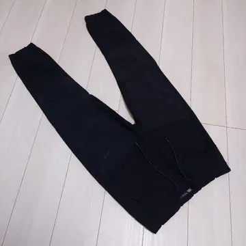 새상품급 ZARA MAN 자라 나일론 스트레치 카고 조거 팬츠 30