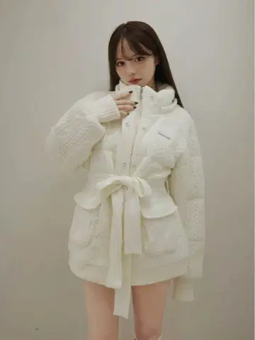메리 퀼팅 니트 셰이프 자켓