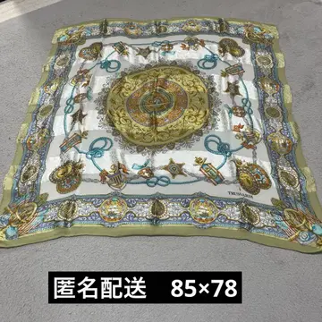 TRUSSARDI 85 x 78 대형 스카프