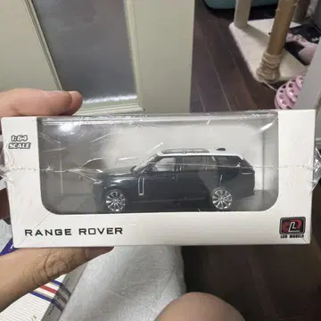 레인지 로버 미니카 1:64