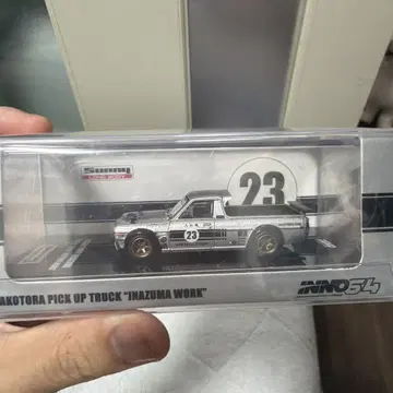 INNO Akatora Pick Up Truck 1/64