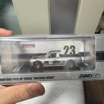 INNO Akatora Pick Up Truck 1/64