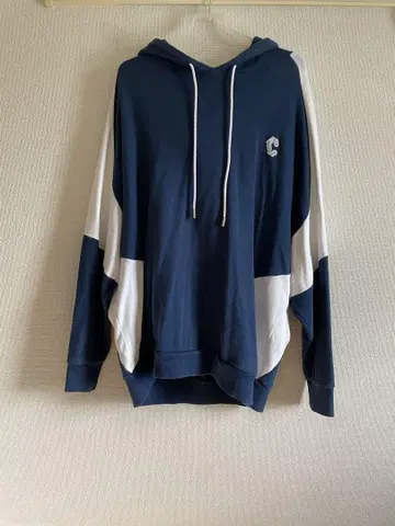 크로노스 CRONOS 후드 부착 후드티 size L