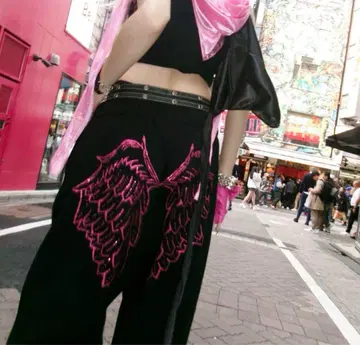 9090 girl cross logo sweat pants