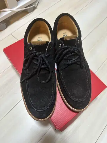 스웨이드 로퍼