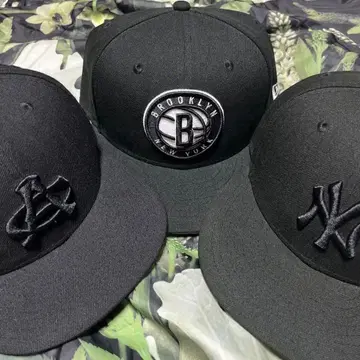 블랙 캡 로고 자수 3세트
