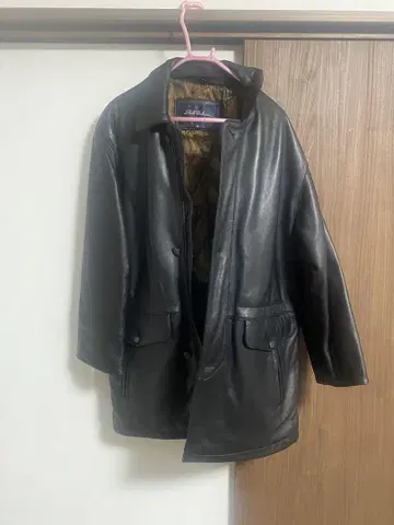 Sub Urban 블랙 가죽 코트 M 사이즈