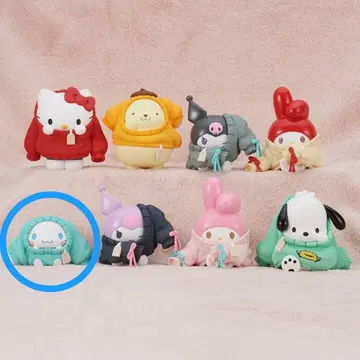 산리오 옷 갈아입는 중 시나모롤
