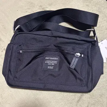 marimekko MY THINGS 숄더백 블랙