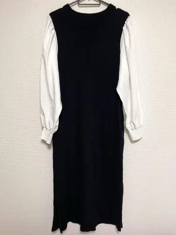 블랙 화이트 소매 절개 롱 원피스