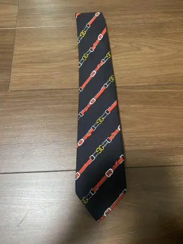 벨트 무늬 넥타이