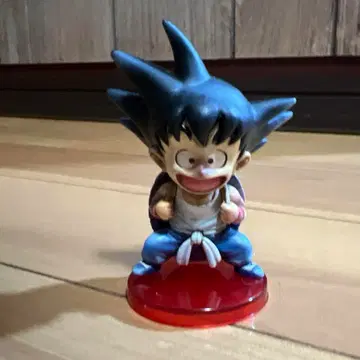드래곤볼 월드 컬렉션 수집용 피규어 손오공 재도색품