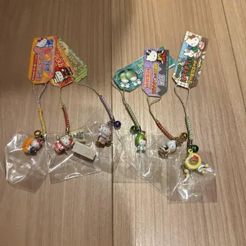 헬로키티 스트랩 포함 피규어 5개 세트