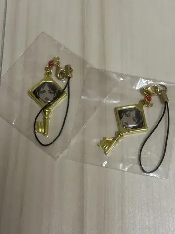 진격의 거인 열쇠 스트랩